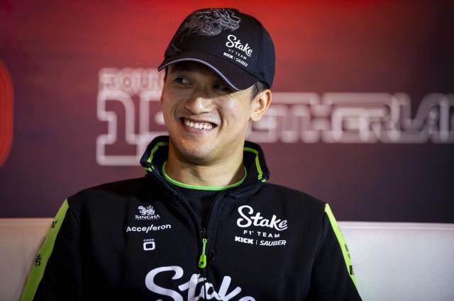 PG电子游戏-专访周冠宇①：面对“十字路口” 全力展现最好的自己